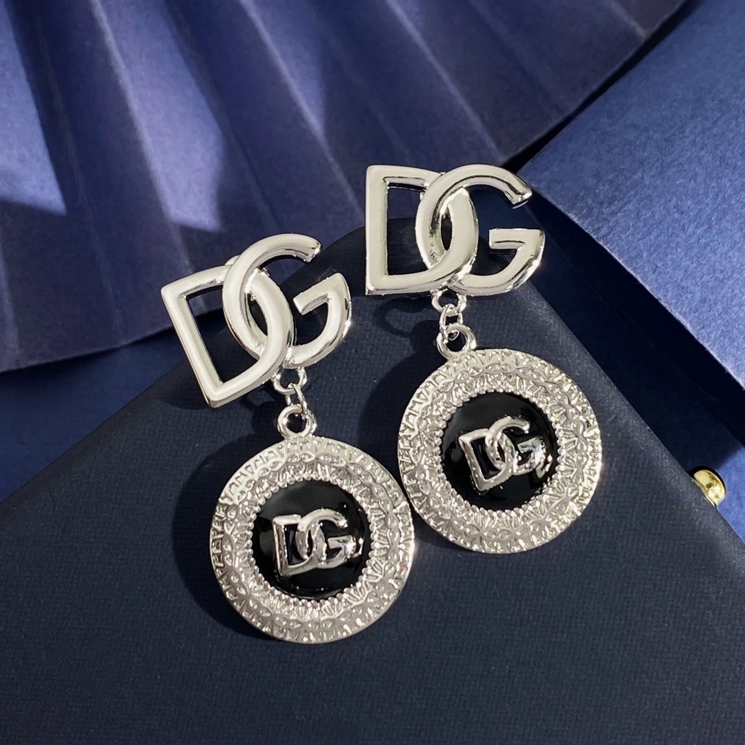 Barbara-- 4o835& 21.9g earrings 2colour item : E-S092J3044-2H
